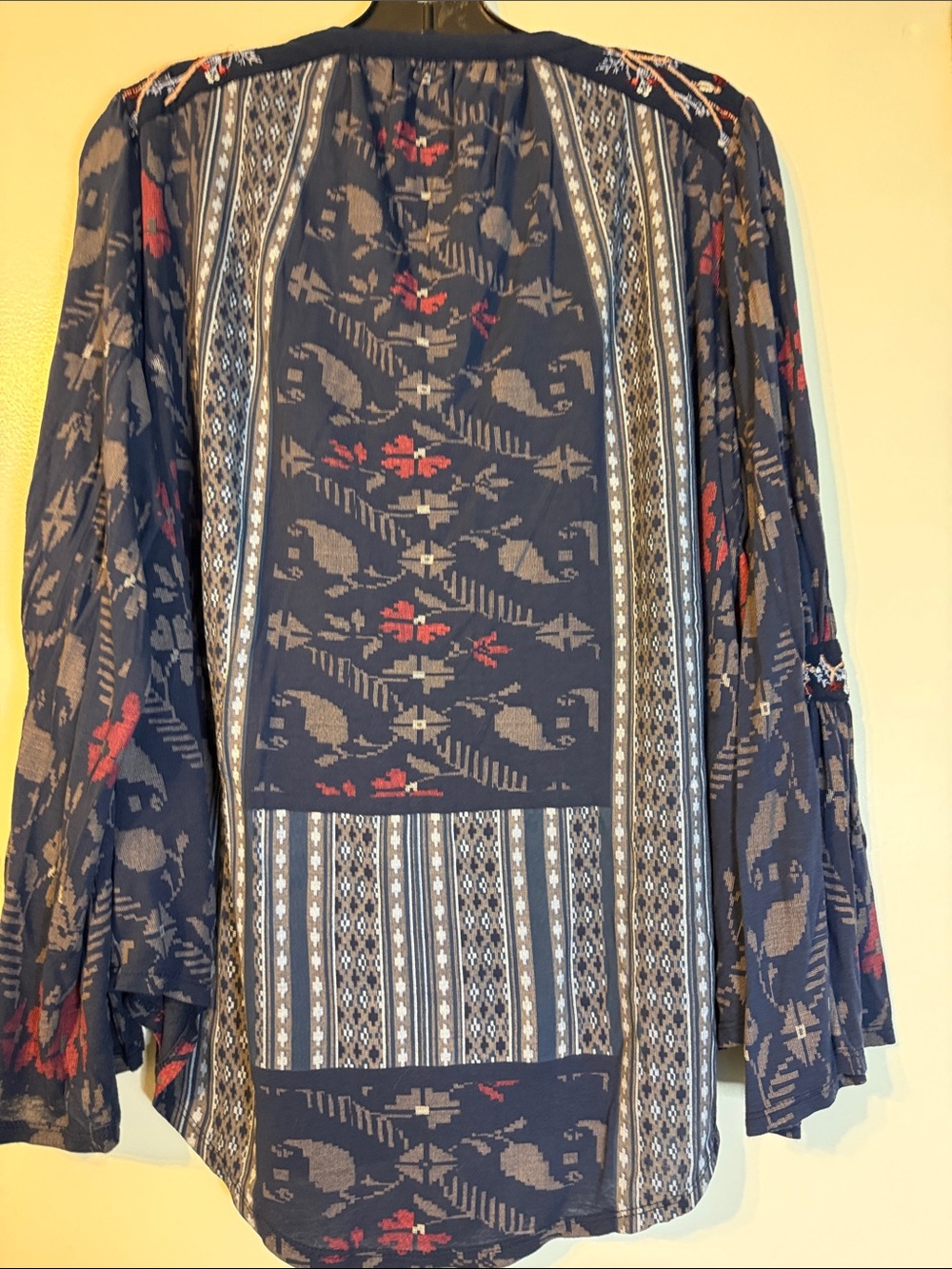 Lucky Brand Navy Blue Patterned V-Neck Tunic with Red Accents - Picture 6 of 6